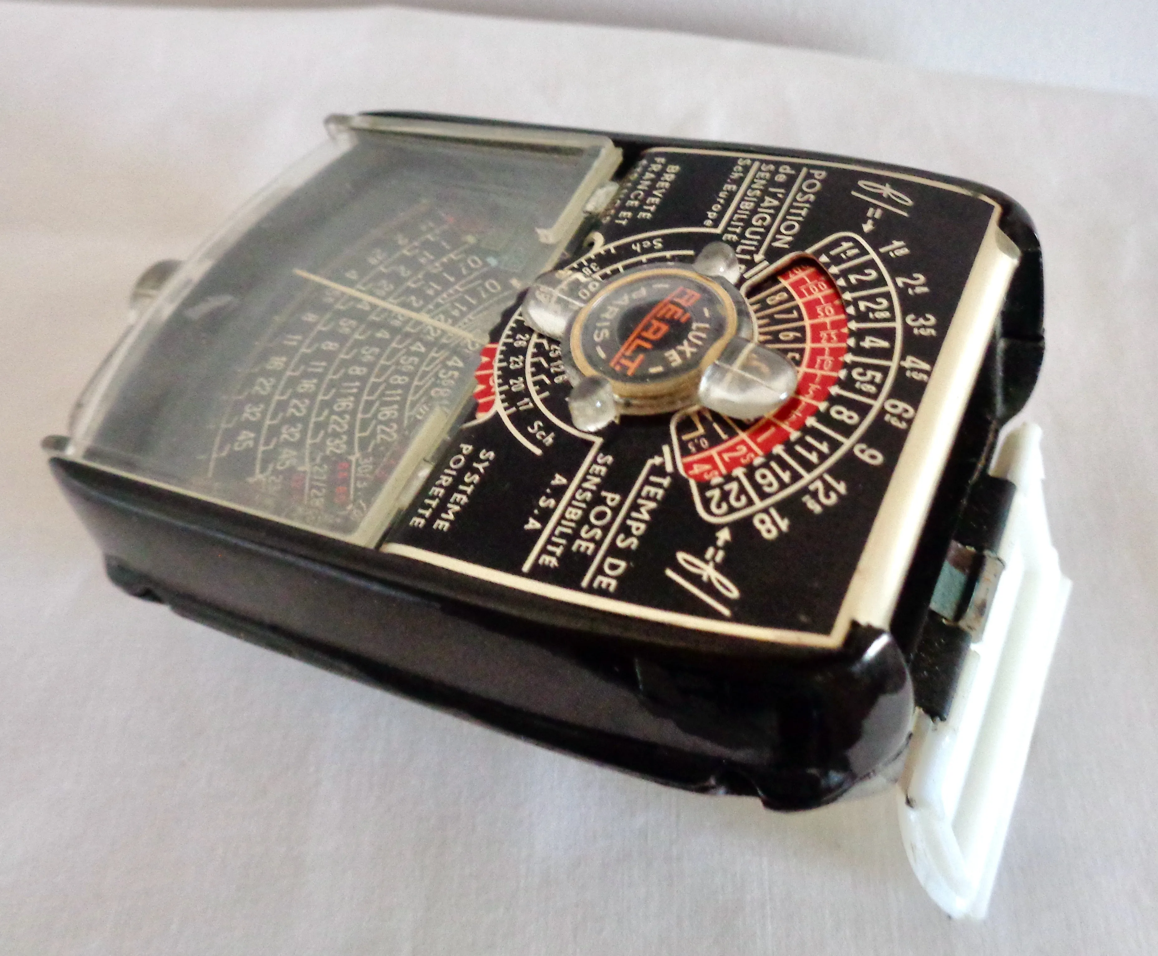 1950s Realt Luxe French Light Exposure Meter In A Leather Case