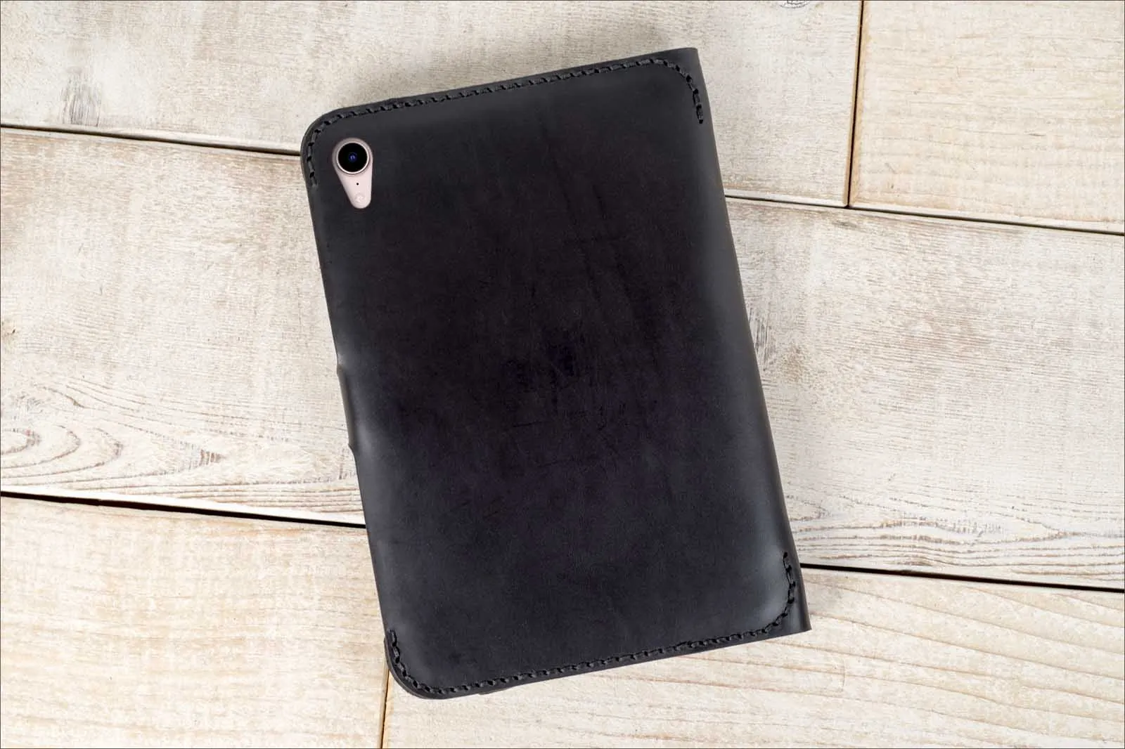 iPad Mini 6 or 7 (2021 or 2024) Classic Leather Tablet Case