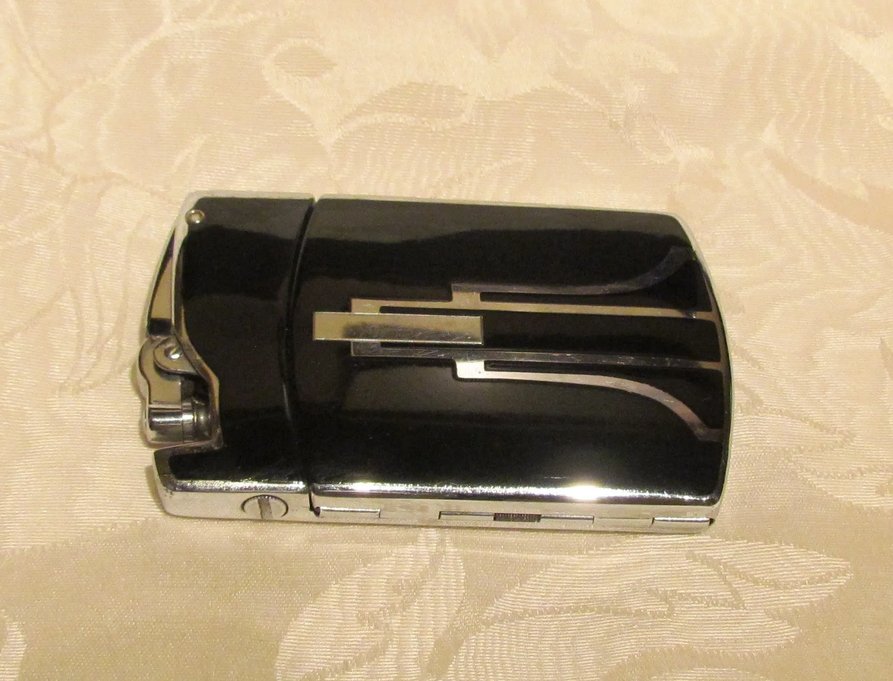 Ronson Tuxedo Case Lighter Art Deco Black Enamel Working Cigarette Case