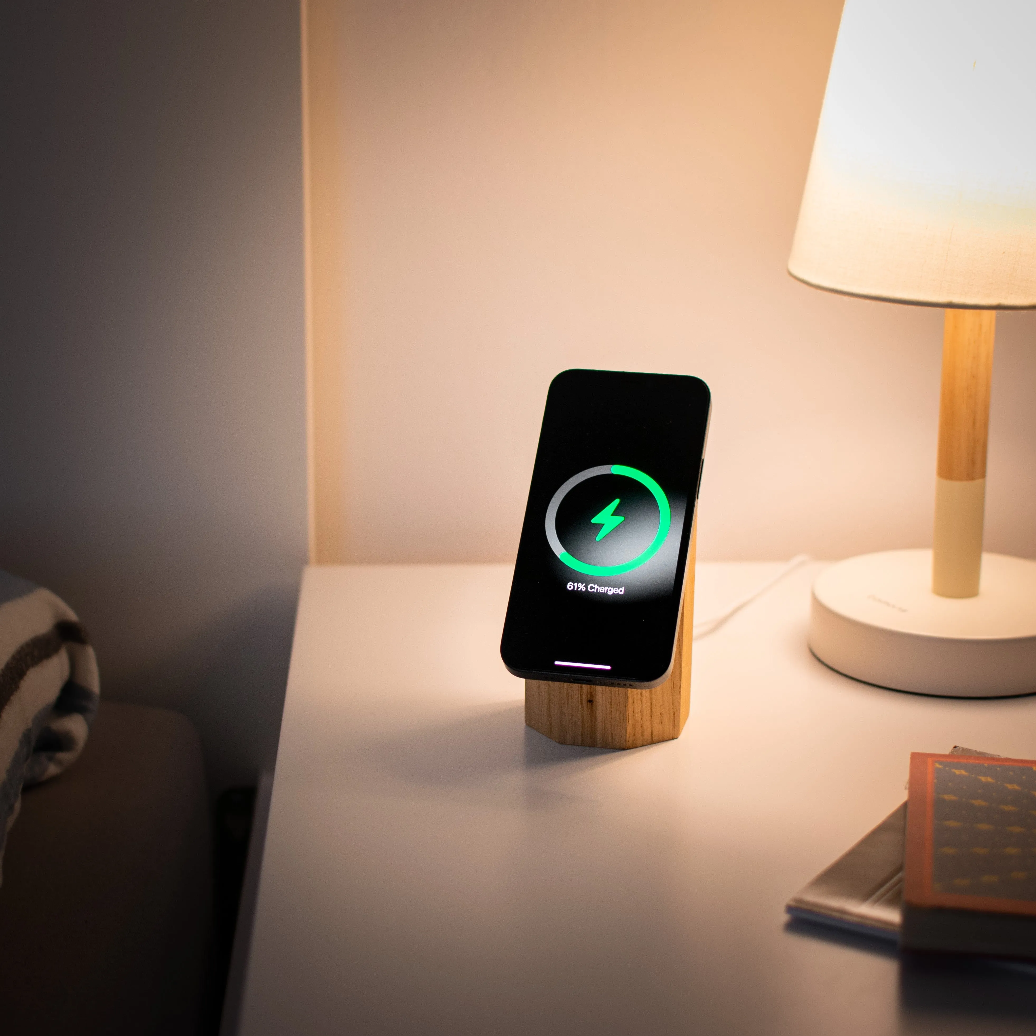 Sleek Wooden MagSafe Wireless Charger